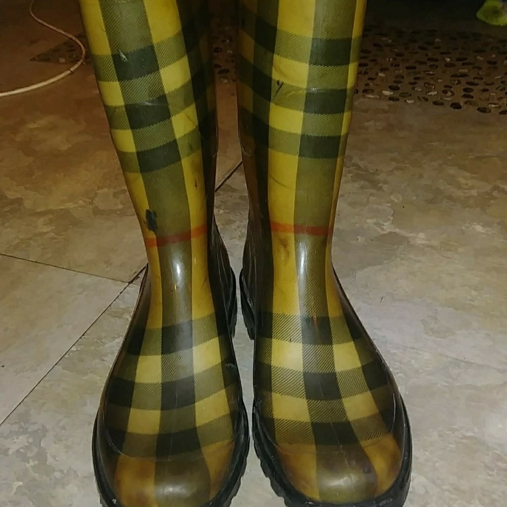 Burberry Rainboots